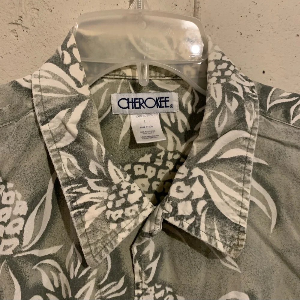 Pineapple Hawaiian Shirt Short Sleeve Top Button Down Size Large Cruise Beach